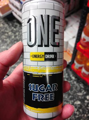 One sugarfree energidrik indeholder Aspartam